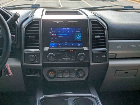 Used 2021 Ford F250 XLT w/ XLT Premium Package AWD/4WD image 18