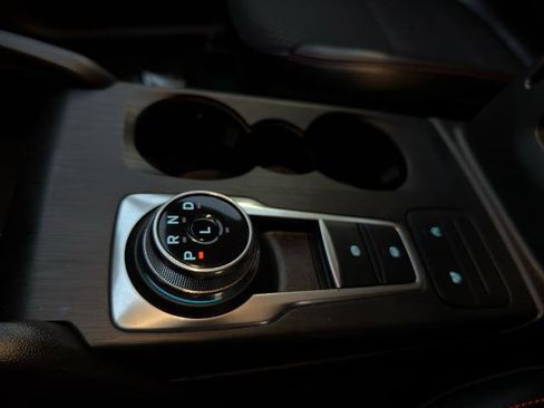 Certified 2025 Ford Escape ST-Line image 24