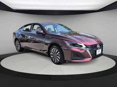 Used 2024 Nissan Altima 2.5 SV