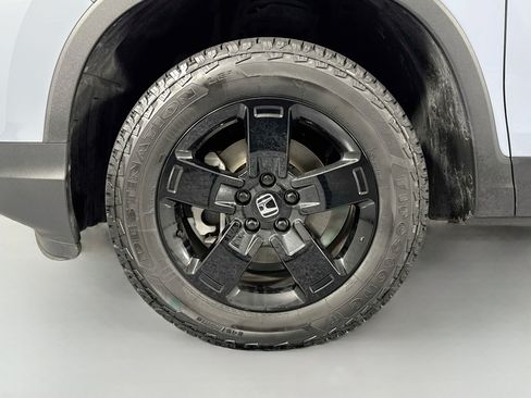 Certified 2024 Honda Ridgeline Black Edition image 32