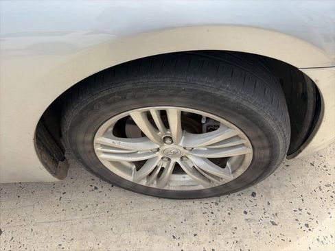 Used 2010 INFINITI G37 x Sedan w/ Premium Pkg AWD/4WD image 10