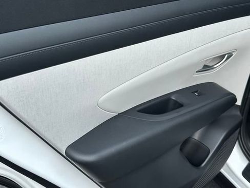 New 2025 Hyundai Tucson SEL image 14