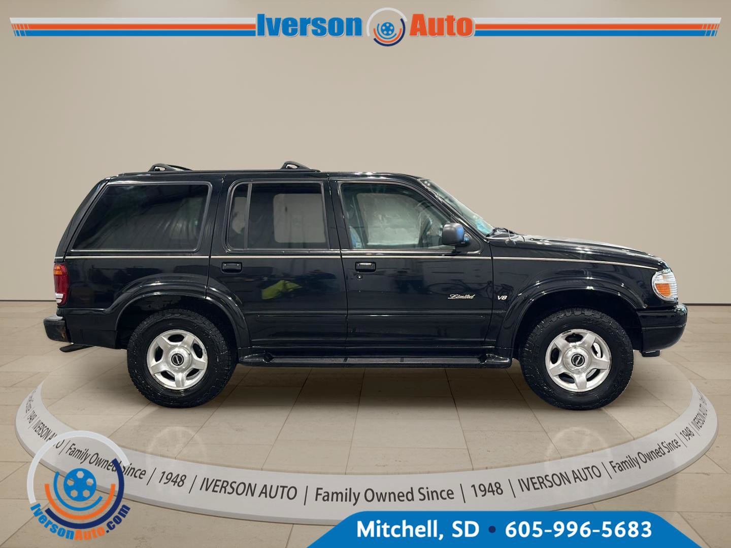 Used 2000 Ford Explorer Limited AWD/4WD image 8