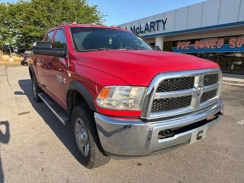 Used 2018 RAM 2500 Tradesman w/ Chrome Appearance Group image 2