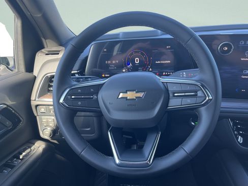 New 2026 Chevrolet Suburban LS image 26