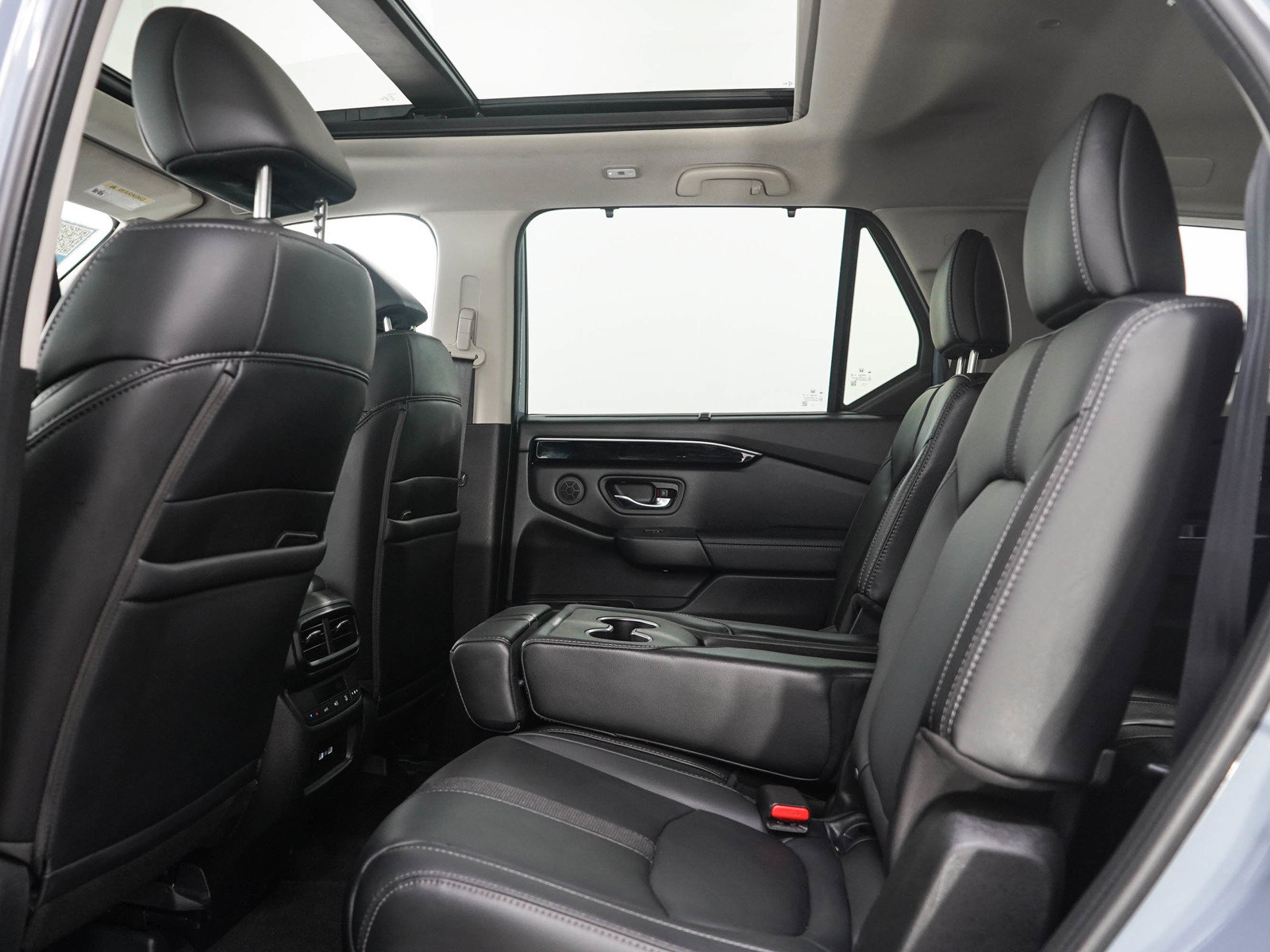 Used 2023 Honda Pilot Touring image 16