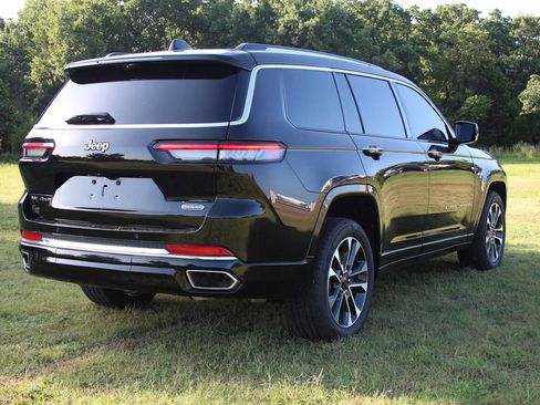 Used 2021 Jeep Grand Cherokee L Overland w/ Luxury Tech Group IV AWD/4WD image 15