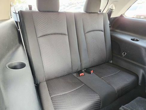Used 2014 Dodge Journey SXT w/ Flexible Seating Group image 12