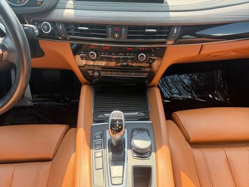 Used 2018 BMW X6 sDrive35i w/ M Sport Package RWD image 15