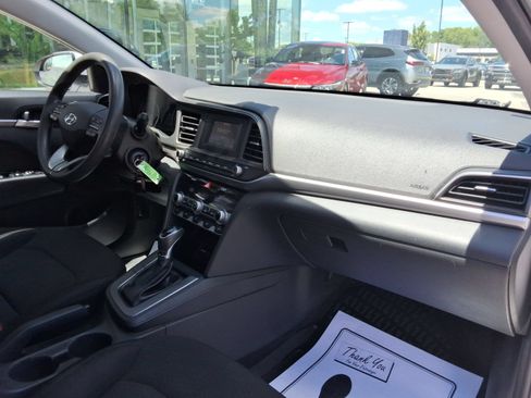 Used 2020 Hyundai Elantra SE w/ Cargo Package (C1) FWD image 26