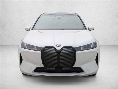 Used 2026 BMW iX xDrive60 AWD/4WD image 6