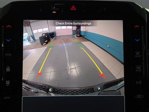 New 2026 RAM 1500 4x4 Crew Cab image 14