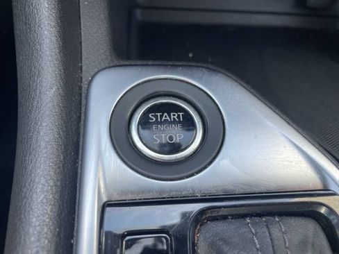 Used 2024 Nissan Sentra SV FWD image 16