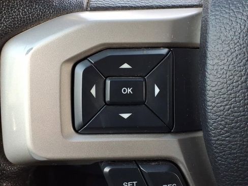 Used 2019 Ford F150 Lariat image 18