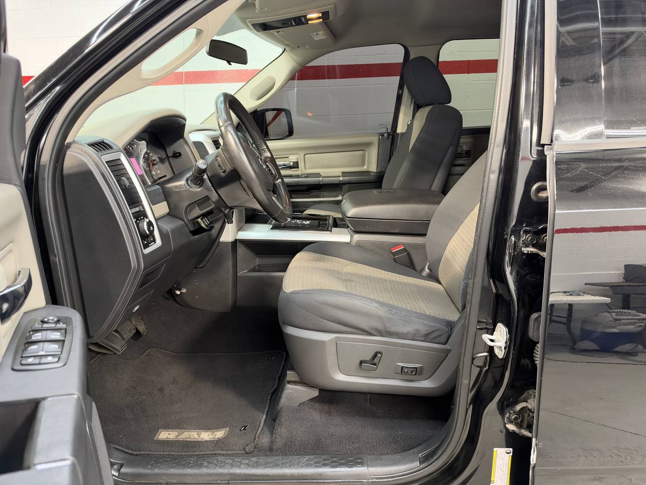 Used 2012 RAM 1500 Big Horn AWD/4WD image 14