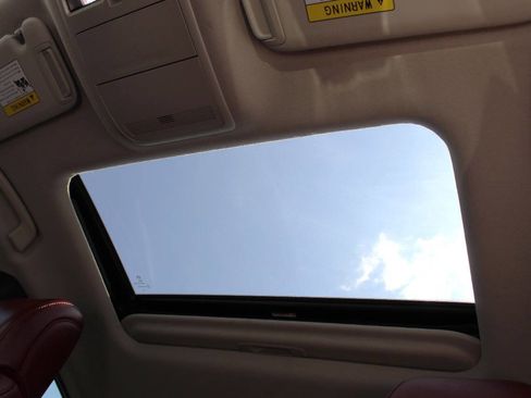 Used 2022 MAZDA MAZDA3 s image 17