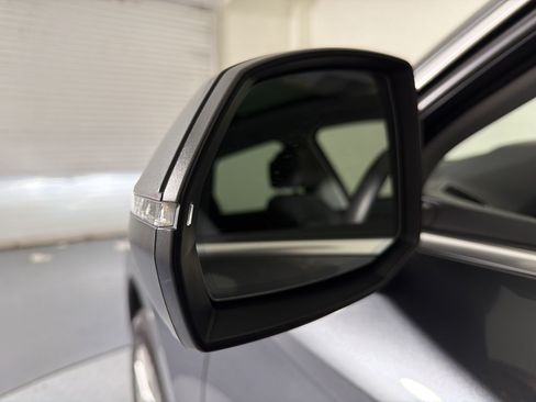 Used 2023 Audi Q5 2.0T Premium w/ Convenience Package AWD/4WD image 7