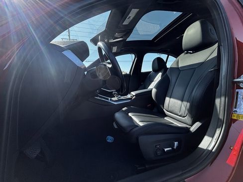 Used 2020 BMW 330i Sedan w/ Premium Package image 13