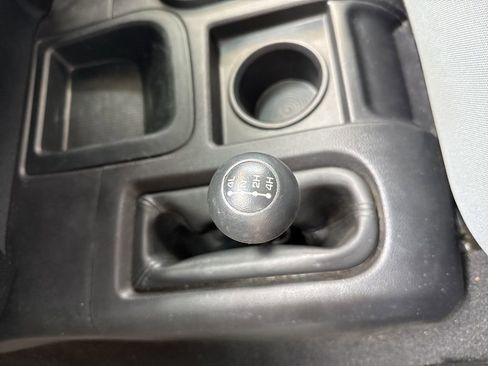 Used 2018 RAM 2500 Tradesman w/ Chrome Appearance Group image 16