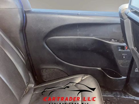 Used 2020 Chrysler Pacifica Touring-L Plus FWD image 16