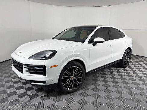 Used 2026 Porsche Cayenne Coupe AWD/4WD image 1