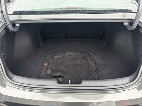 Certified 2024 Hyundai Elantra SEL w/ Convenience Package image 8