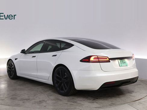 Used 2022 Tesla Model S AWD/4WD image 17