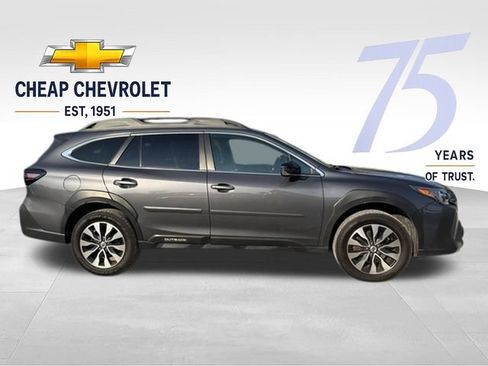 Used 2024 Subaru Outback Limited AWD/4WD image 3