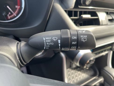 Used 2025 Toyota RAV4 XLE w/ Convenience Package image 64