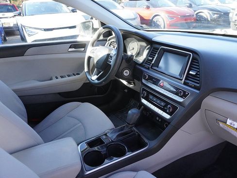 Used 2019 Hyundai Sonata SE image 25