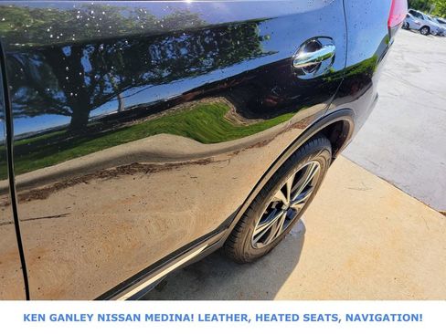 Used 2018 Nissan Rogue SL AWD/4WD image 12