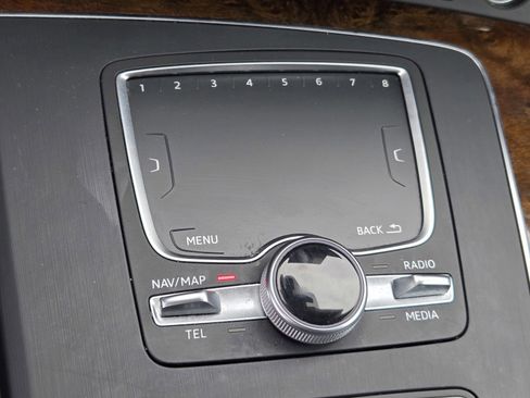 Used 2018 Audi Q5 2.0T Premium Plus w/ Premium Plus Package image 21