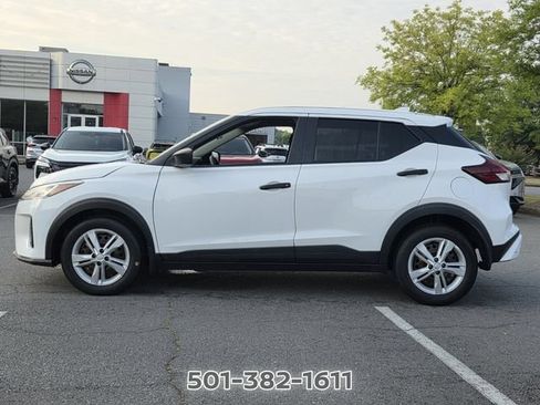 Used 2024 Nissan Kicks S FWD image 2