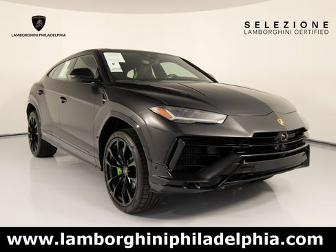 Used 2024 Lamborghini Urus S image 3