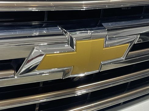 Used 2021 Chevrolet Silverado 2500 High Country w/ Z71 Off-Road Package image 6