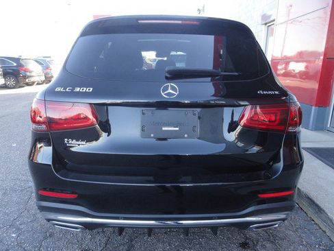Used 2022 Mercedes-Benz GLC 300 4MATIC w/ AMG Line image 8