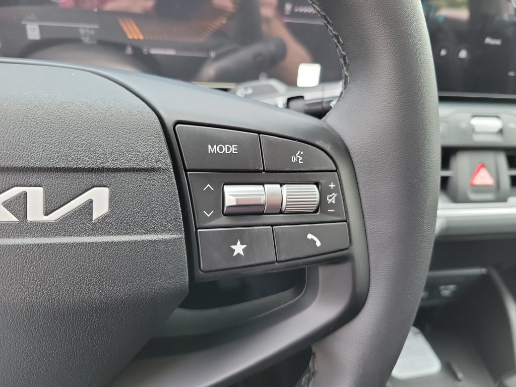 New 2026 Kia K4 EX FWD image 21