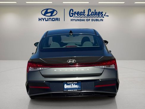 Certified 2024 Hyundai Elantra SEL w/ Convenience Package FWD image 4