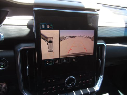 Used 2024 GMC Acadia Elevation w/ Luxury Package FWD image 19