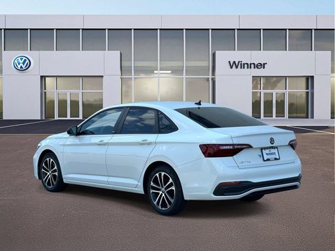 Used 2023 Volkswagen Jetta Sport FWD image 3