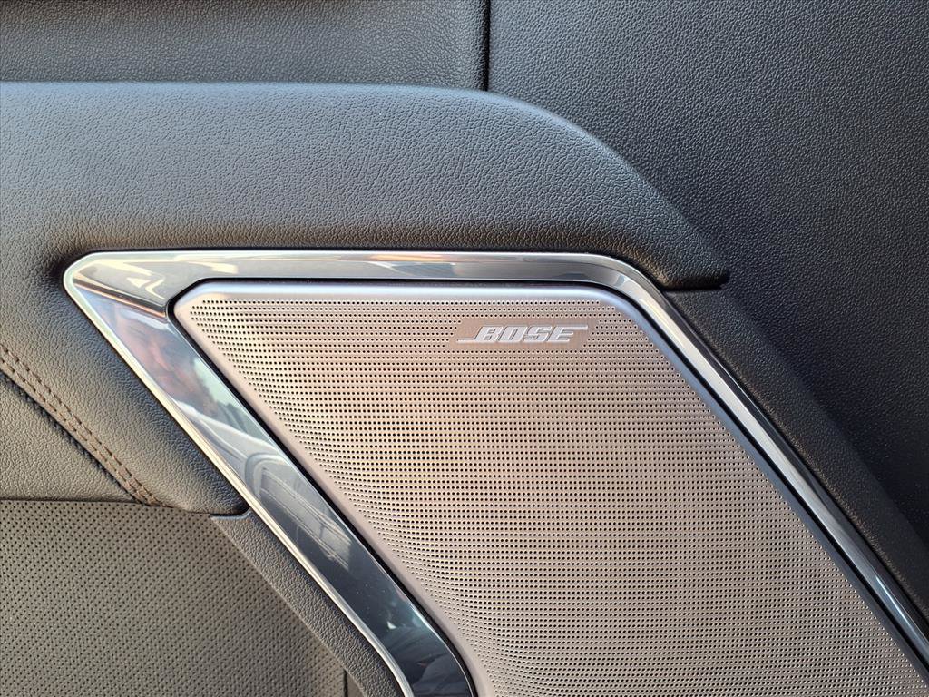 Used 2024 Chevrolet Silverado 2500 High Country w/ High Country Premium Package AWD/4WD image 15
