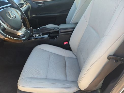 Used 2013 Lexus ES 350 4dr Sdn image 15