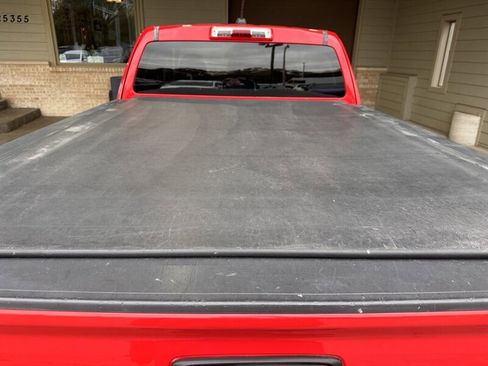 Used 2016 Chevrolet Colorado LT image 26