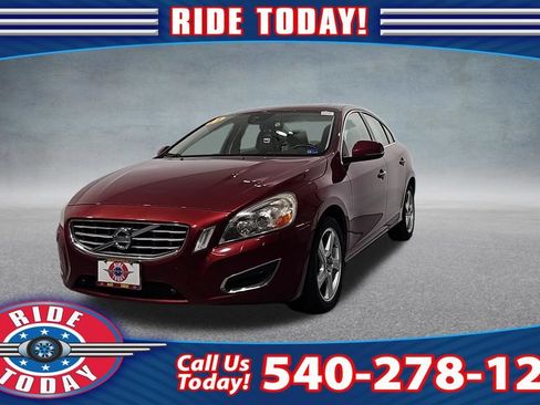 Used 2013 Volvo S60 T5 AWD/4WD image 1