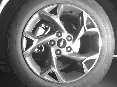 Used 2025 Chevrolet Trax LT w/ LT Convenience Package FWD image 12