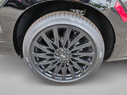 New 2026 Hyundai Santa Fe Calligraphy FWD image 10