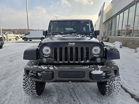 Used 2017 Jeep Wrangler 75th Anniversary image 4