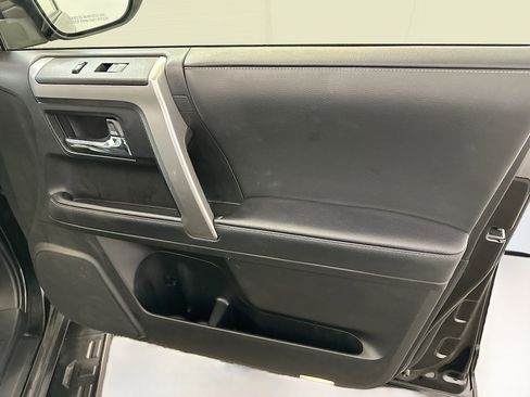 Used 2024 Toyota 4Runner SR5 Premium image 33