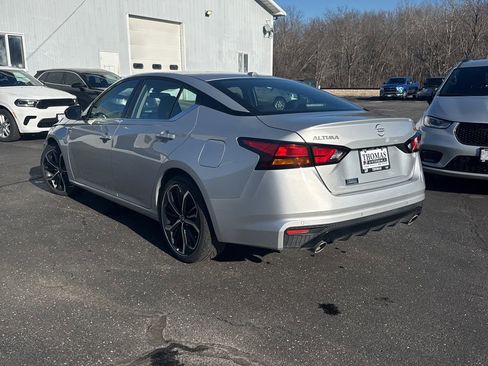 Used 2024 Nissan Altima 2.5 SR image 5