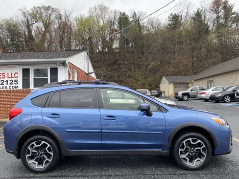 Used 2016 Subaru Crosstrek 2.0i Limited image 4